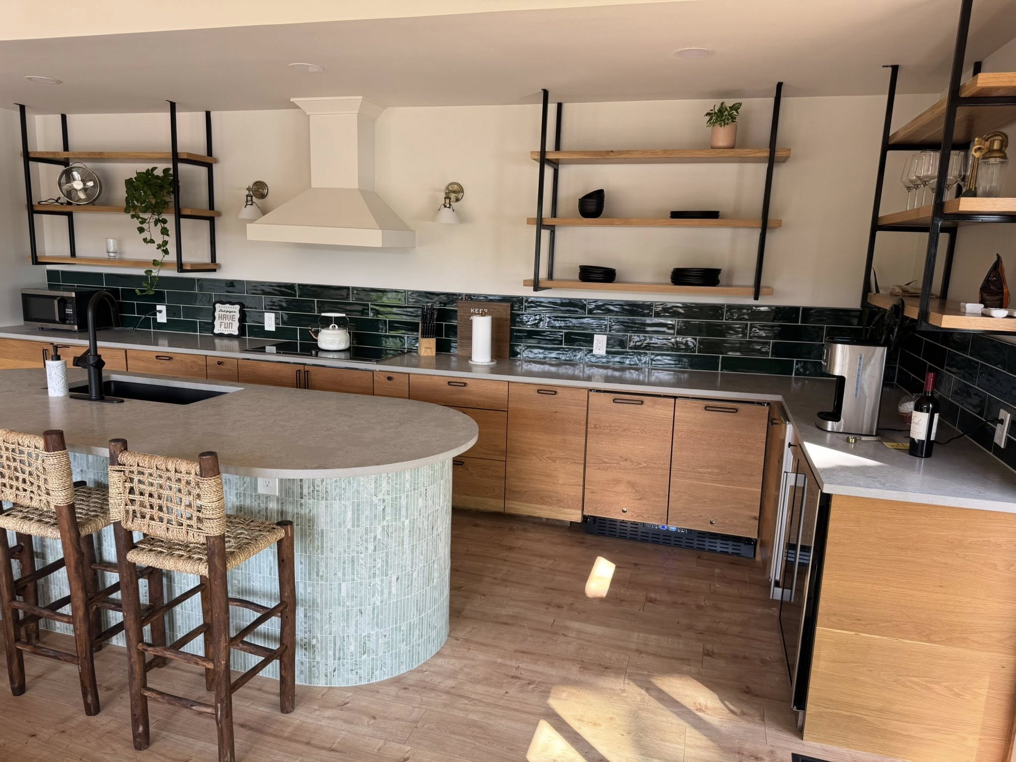 Kitchen Cabinetry by Oldschool Woodworking and Cabinetry Kitchen Cabinetry by Oldschool Woodworking and Cabinetry