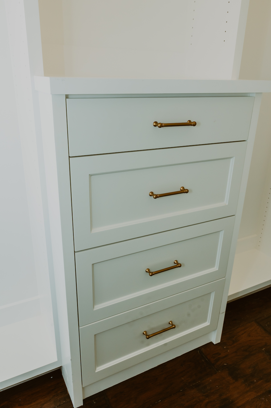 Custom Closets with Frameless Built-Ins Custom Closets with Frameless Built-Ins